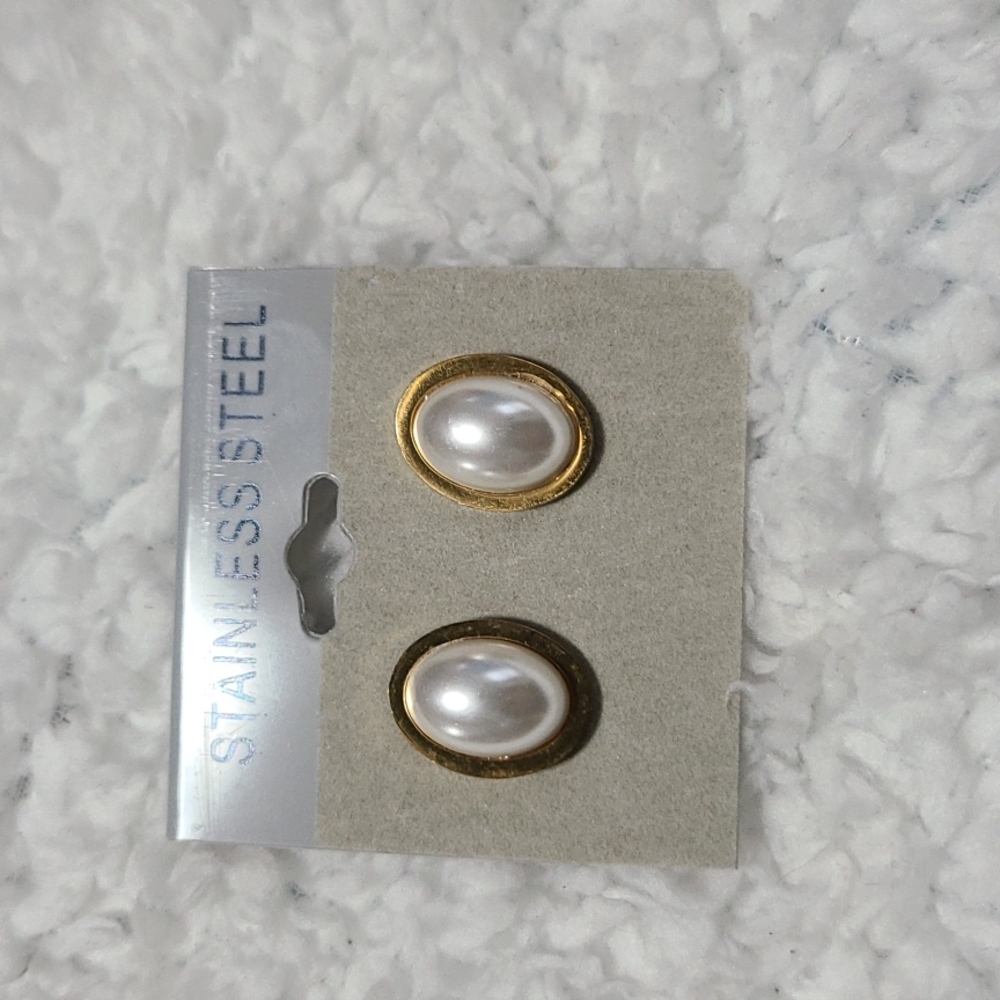 Earring